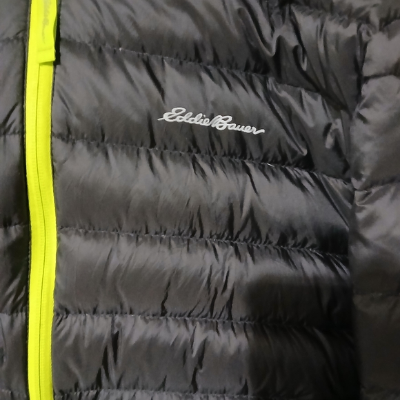 Eddie Bauer medium light black/lime green zip up coat size medium for( youth ). - Picture 3 of 11